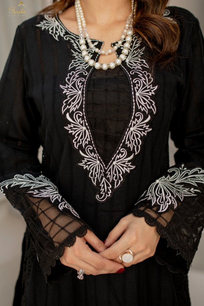 Doriya Black Kurti