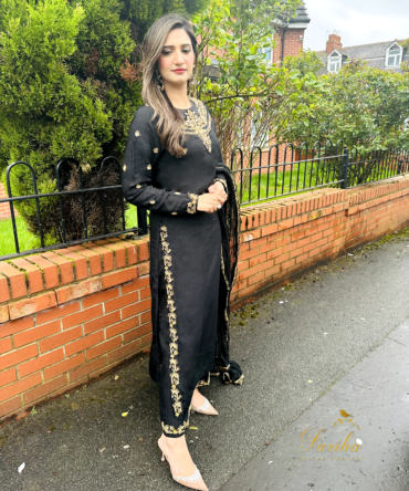 Korean Rawsilk ensemble side pose
